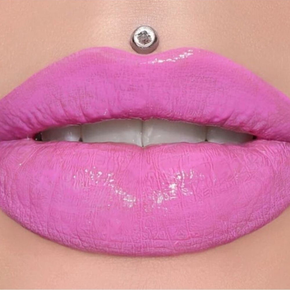 NEW Jeffree Star Supreme Gloss in "Queen Supreme"
